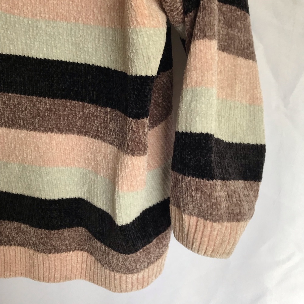 Dreamer Boho Cozy Knit Stripped Sweater - Picture 6 of 8